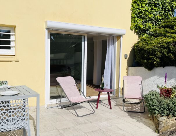 espace détente sur la terrasse inférieure